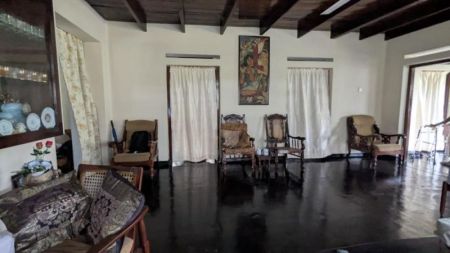 Living Room - House For Immediate Sale – Galle