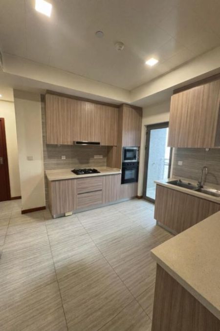 Kitchen - Luxury 4 Bedroom Apartment for Sale – Astoria Residencies, Colombo 03 | LKR 190,000,000 (EM114RK)