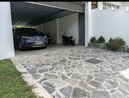 Exterior - Brand New Two Storied House with Rooftop for Sale in Nawala | LKR 250 Million (Negotiable) (EM599)