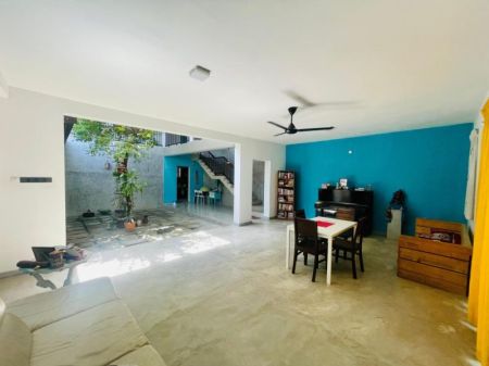 Living Room - (MH371) 6Br House with Modern Amenities for Sale in Malabe