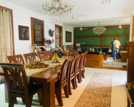 Dining room - 12P Luxury House in 10th Lane Colombo 3 FOR SALE