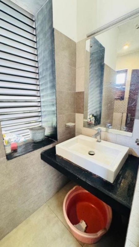 Bathroom - (PH820) Three Storey House for sale in Maharagama