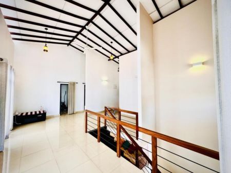 Living Room - (SH1379) Modern Two Storey House for Sale in Horahena Hokandara