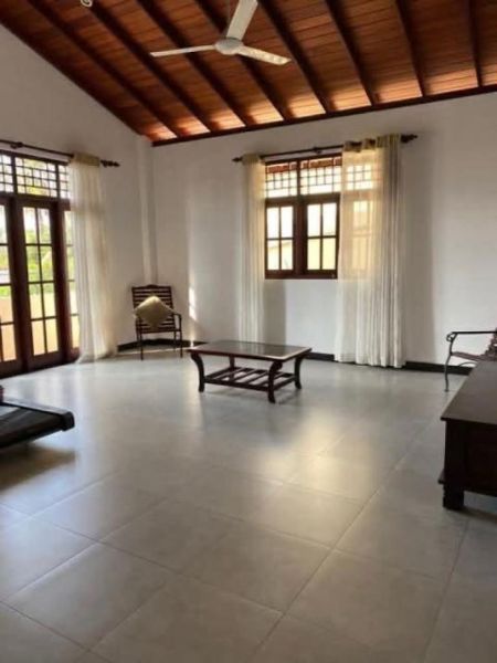 Living Room - Luxury Fully Furnished House for sale in Thalawathugoda