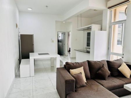 Living Room - Mount Lavinia 2 BR Apartment For Sale 