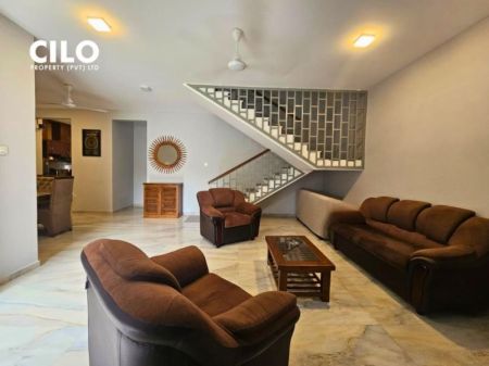 Living Room - House for Rent – Pipe Road, Battaramulla