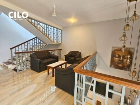 Living Room - House for Rent – Pipe Road, Battaramulla