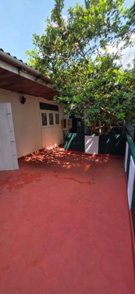 Exterior - Unfurnished commercial & Residence house for rent in Bauddhaloka Mawatha Colombo 7