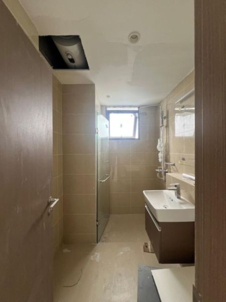 Bathroom - Marine Square Unfurnished Apartment for Sale - A49714