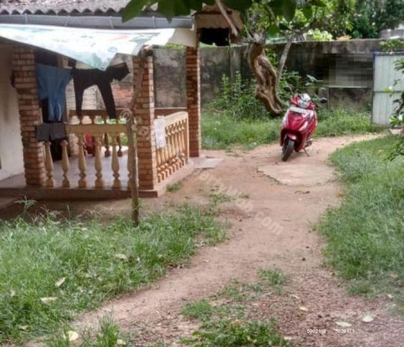 Bare Land for sale in Dehiwala