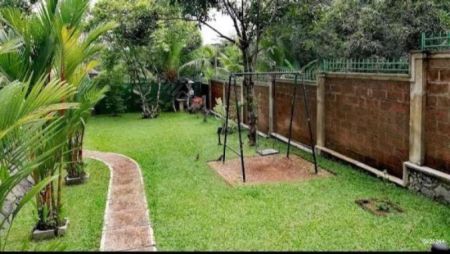 Exterior - Villa for Sale in Kahathuduwa | 24 Perches – LKR 42 Million | KO-03