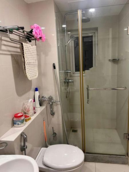 Bathroom - Urban Homes - 02 Bedroom Furnished Apartment for Sale in Thalawathugoda  (A6092)