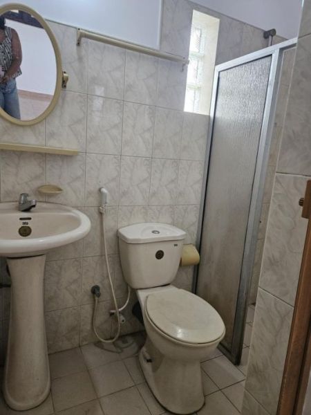Bathroom - Spacious House for rent in Moratuwa 