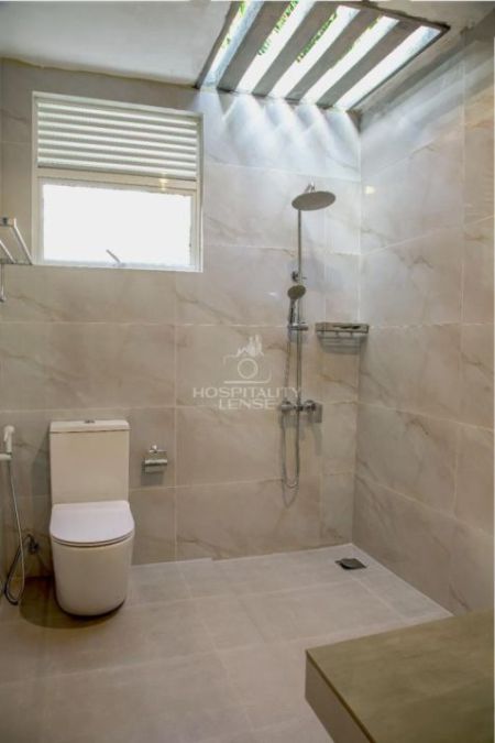 Bathroom - Luxury Villa for Rent in Thalpe