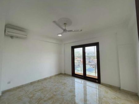 Bedroom - Edmond - 04 Bedroom Unfurnished Apartment for Sale in Colombo 06 (A6096)