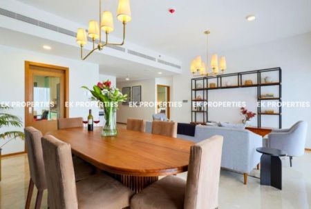 Dining room - 3 Bedroom Furnished Apartment For Sale in Altair – Straight Tower, Colombo 2 | Above 25th Floor | 1627 sq.ft | EK-1459
