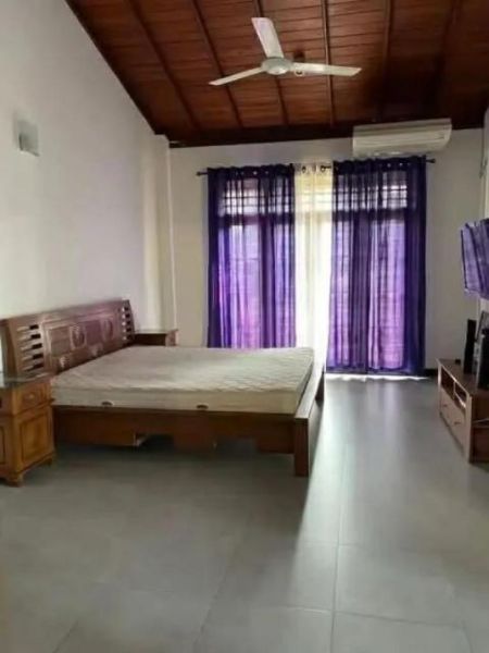 Bedroom - Fully Furnished 4 Bedroom House For Sale In Thalawathugoda 
