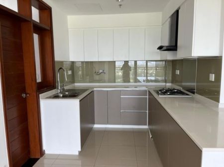 Kitchen - Apartment for Sale : The Residencies - Kotte