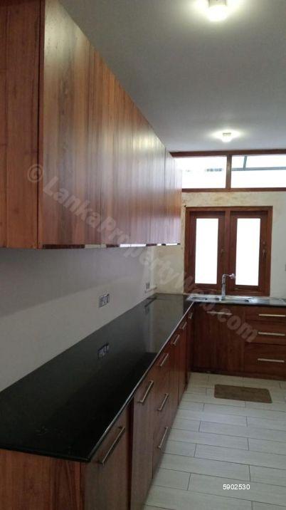 Kitchen - House for sale in Battaramulla
