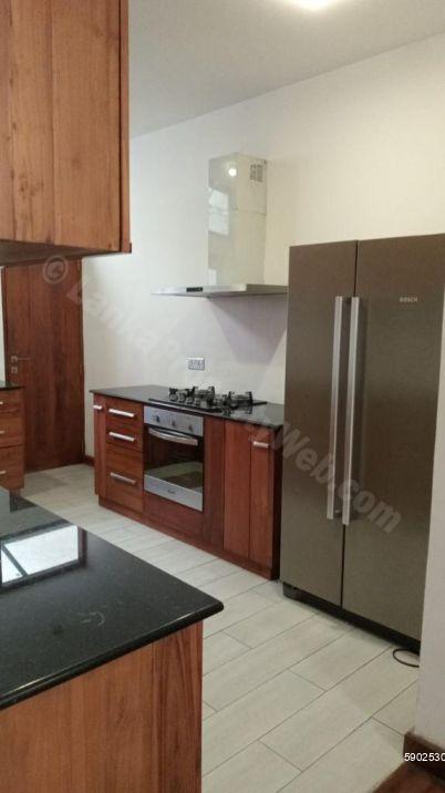 Kitchen - House for sale in Battaramulla