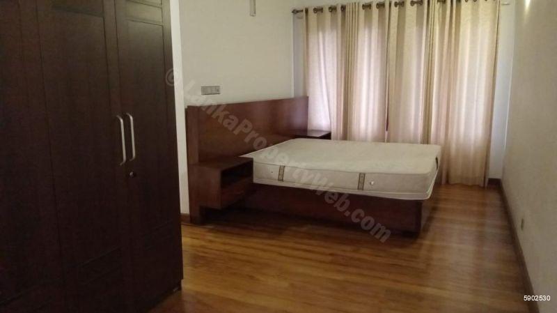 Bedroom - House for sale in Battaramulla