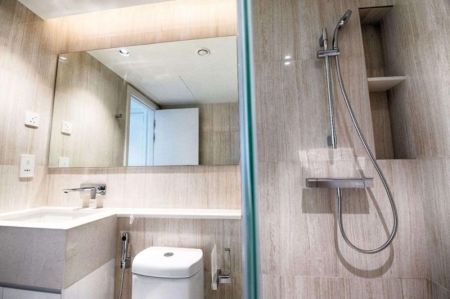 Bathroom - Apartment For Sale in Colombo 02
