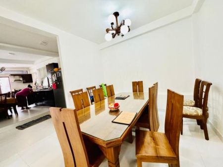 Dining room - (SH186) Three Storey House for Sale in Rajagiriya
