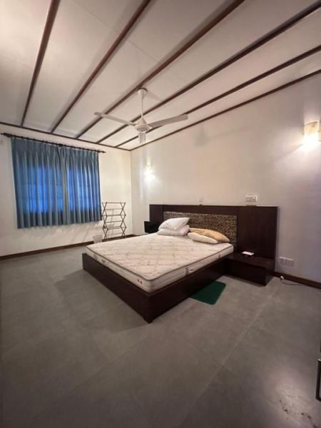 Bedroom - 4 Bedroom House for Rent in Colombo 5, R4843