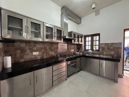 Kitchen - 4 Bedroom House for Rent in Colombo 5, R4843