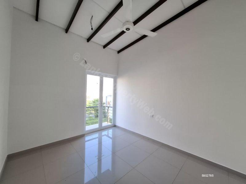 House for sale in Piliyandala