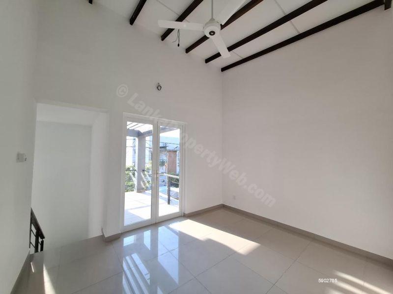 House for sale in Piliyandala
