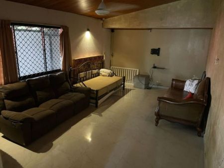 Living Room - Fully furnished House For Sale in Madiwela - EH276