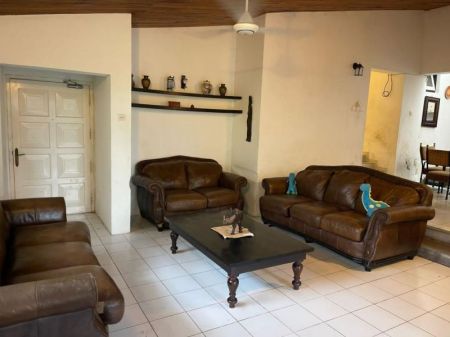 Living Room - Fully furnished House For Sale in Madiwela - EH276