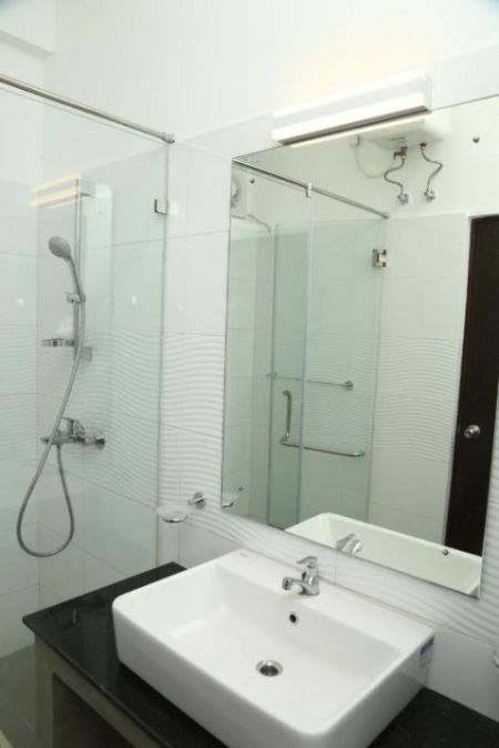 Bathroom - Luxury 2BR Semi-Furnished Apartment for Rent in Nawala