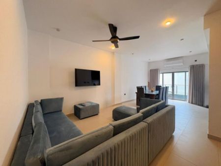 Living Room - 3BR Apartment for Rent in Colombo 5 | LKR 500,000