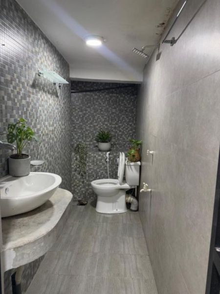 Bathroom - 📍 Kotte – Thalawathugoda Road