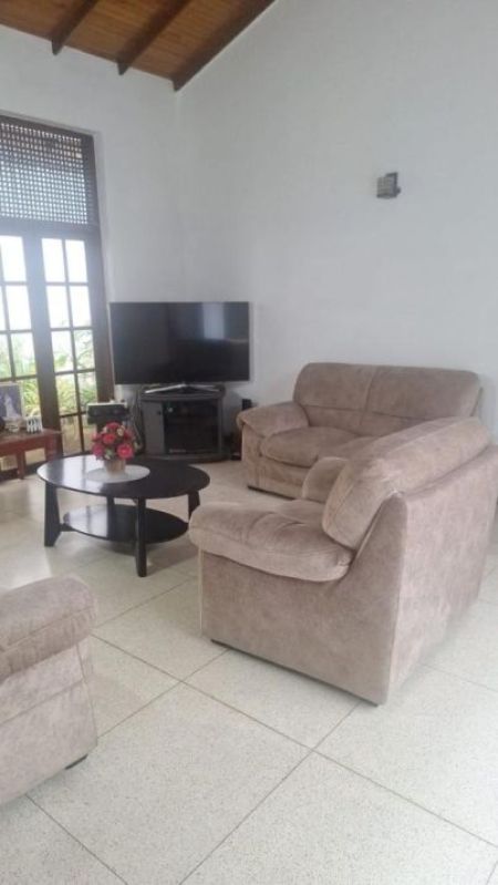 Living Room - Luxury House for rent in Nugegoda