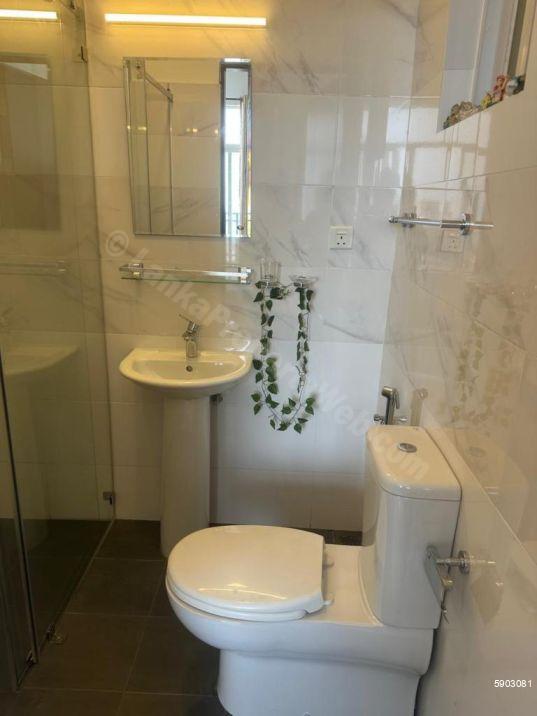 Bathroom - Apartment for rent in Dehiwala