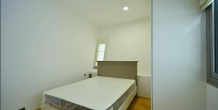Bedroom - 3 Bedroom Apartment for Sale - Colombo 2 | LKR 200,000,000 (EM613)