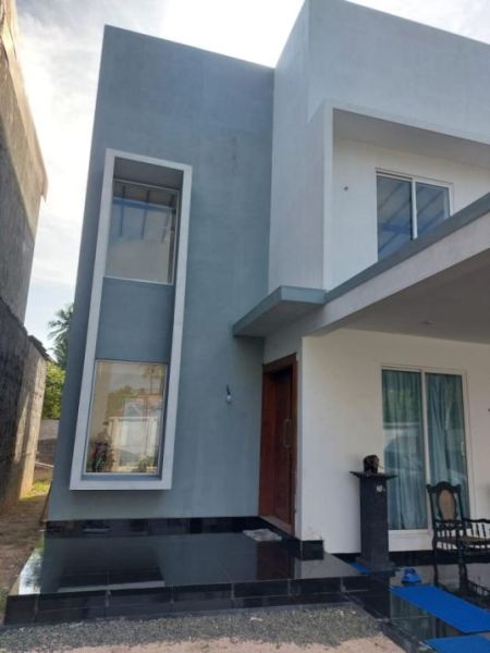 Exterior - 4 Bedroom House for Sale - Ja-Ela | LKR 45,000,000 (EM615)
