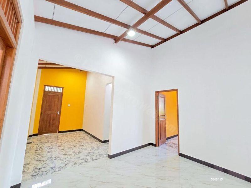 House for sale in Kandy