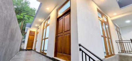 Exterior - 2 Bedroom House for Sale - Kandy | LKR 19,500,000 (EM616)