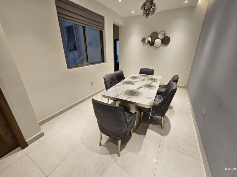 Dining Room - Apartment for rent in Colombo 4