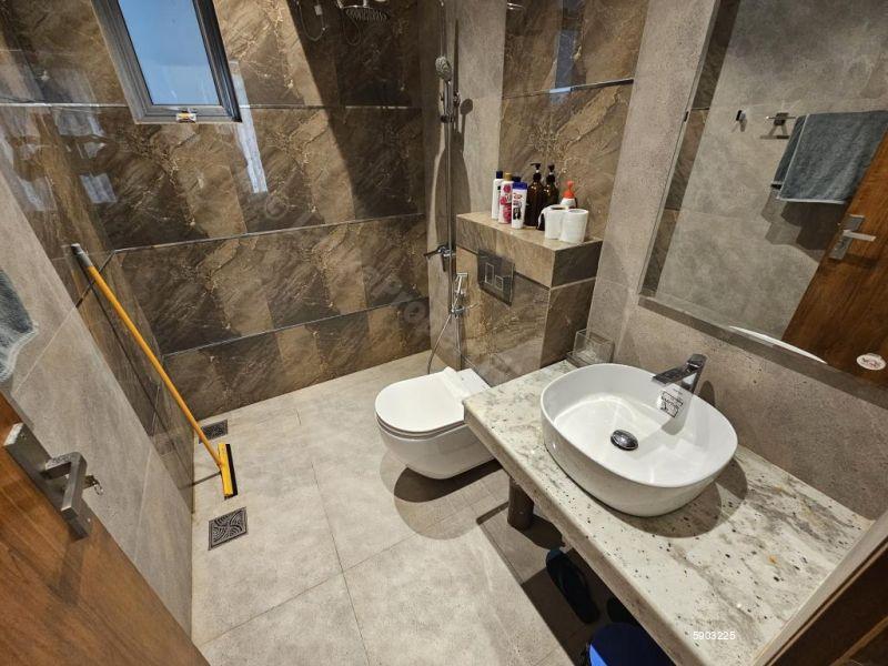 Bathroom - Apartment for rent in Colombo 4