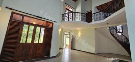 Exterior - House for Sale in Malabe | 4 Bedrooms – 11 Perches | LKR 42 Million | KO-922
