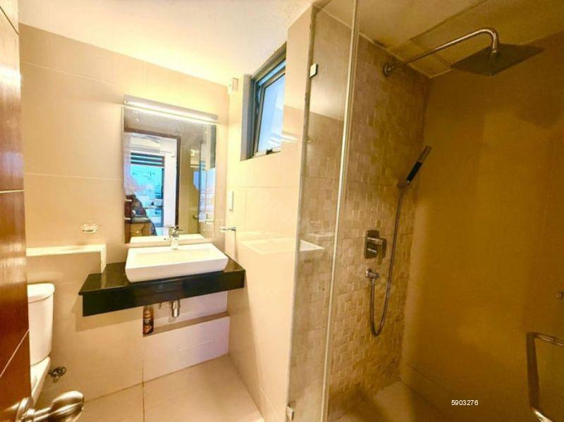 Bathroom - Apartment for rent in Colombo 7