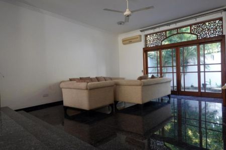 Living Room - Nugegoda, Nawala Road house for Rent - EH412