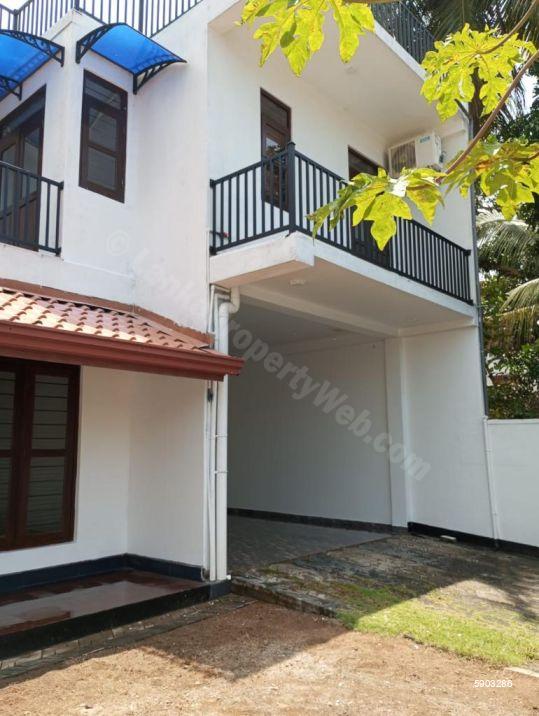 Exterior - House for sale in Piliyandala