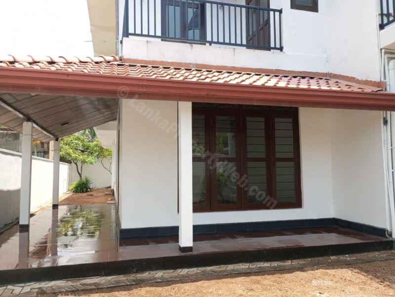 Exterior - House for sale in Piliyandala