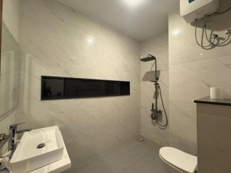 Bathroom - Luxury 3 Bedroom Apartment for Rent in Colombo 05
